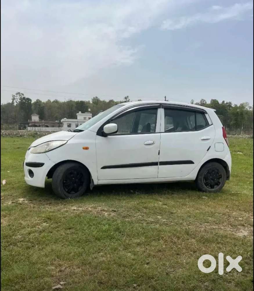 Hyundai I10 Sportz 2010 Car