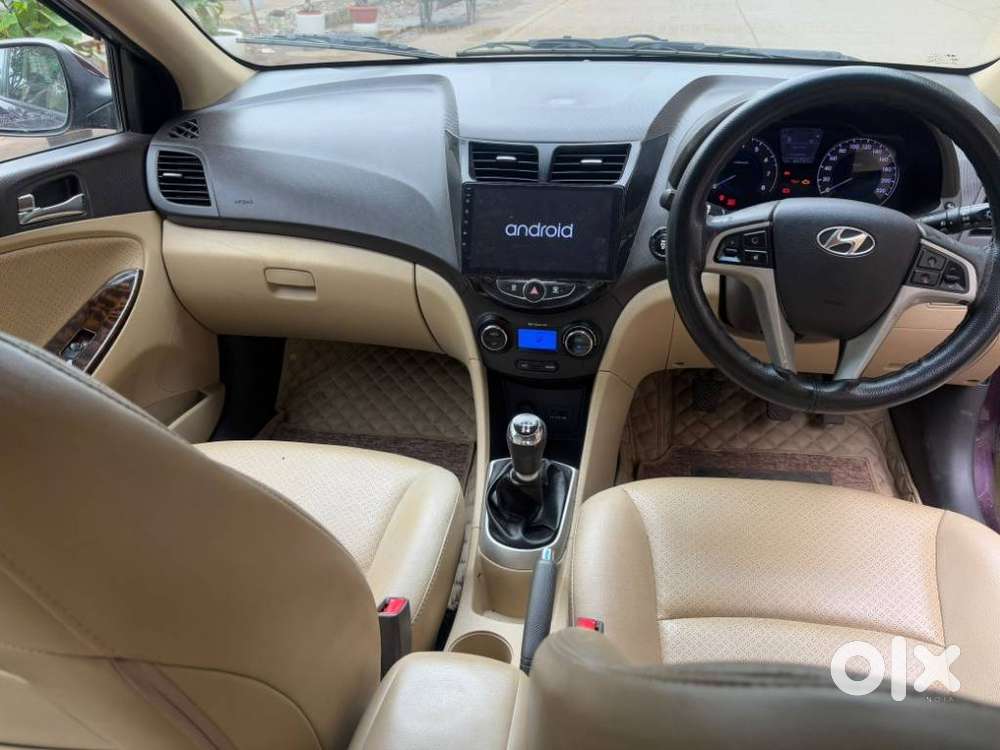 Hyundai Verna Vtvt 1.6 Sx, 2011, Petrol
