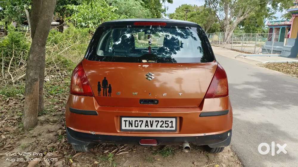 Swift Maruti Suzuki 2006