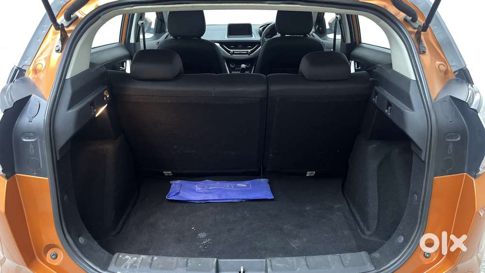 Tata Nexon 1.2 Revotron Xza Plus (o) Dual Tone, 2018, Petrol