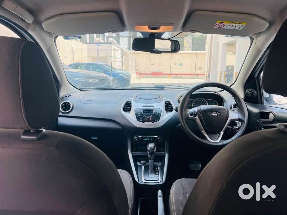 Ford Figo Titanium, 2016, Petrol