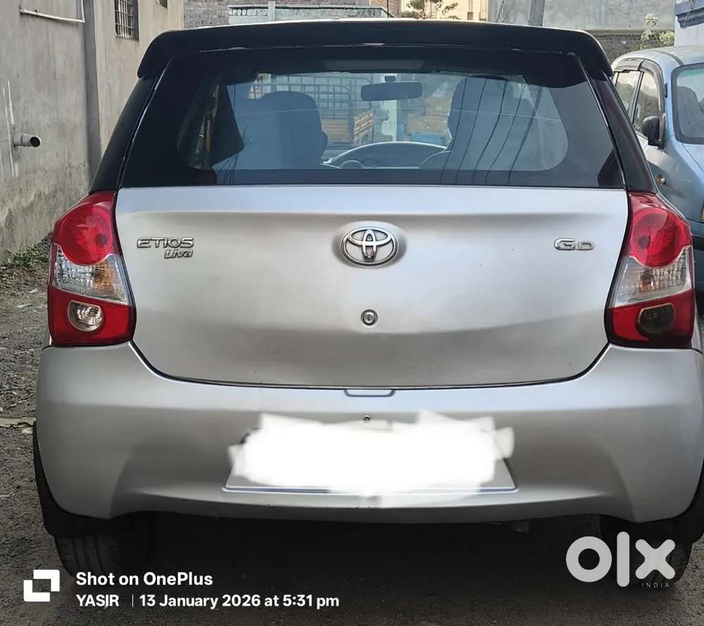 Toyota Etios Liva 2014 Diesel 145000 Km Driven