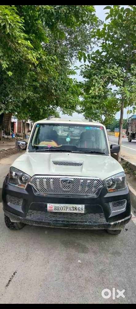 Mahindra Scorpio S2 2015