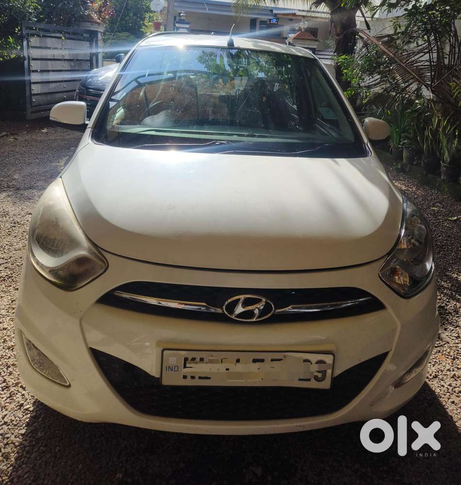 Hyundai I10 Sportz, 2013, Petrol