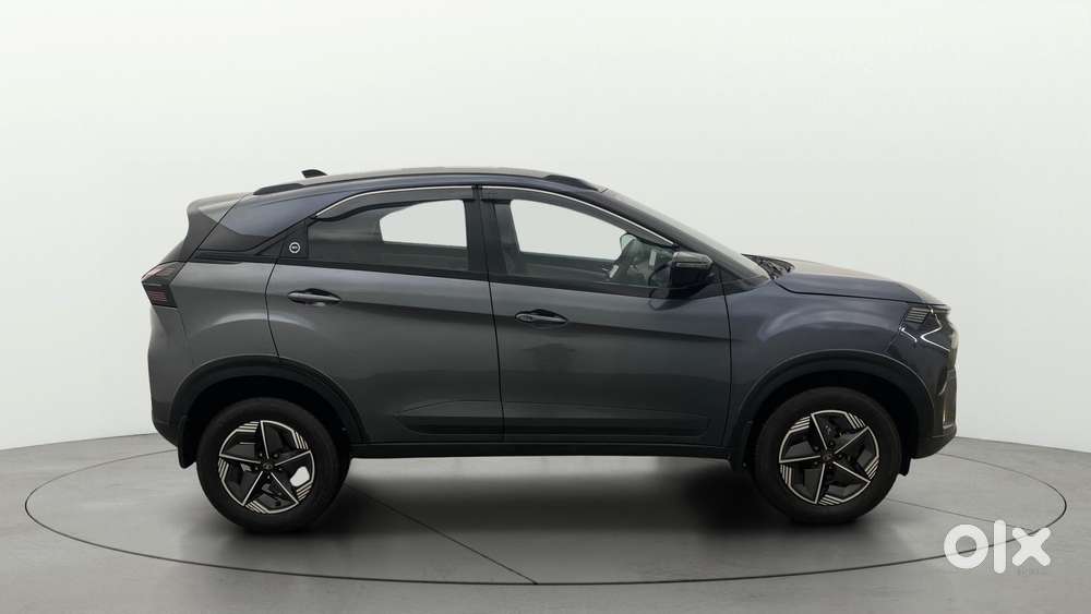Tata Nexon Creative 1.2 Revotron Petrol 6 Mt, 2023, Petrol