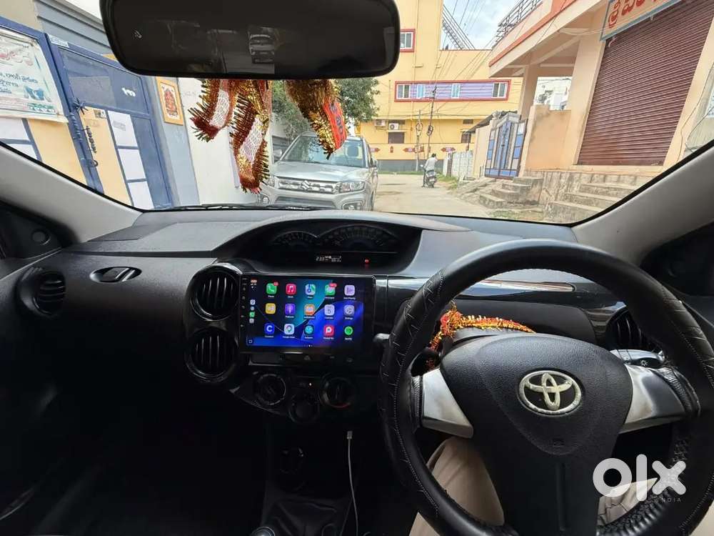 Toyota Etios Cross 2016 Petrol, 100% Showroom Track