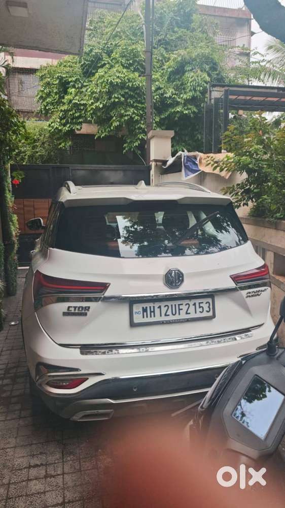 Mg Hector Plus 2022 Petrol 26000 Km Driven
