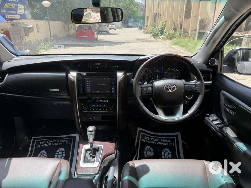 Toyota Fortuner [2021-ongoing] 2.7 2wd Petrol At, 2017, Petrol