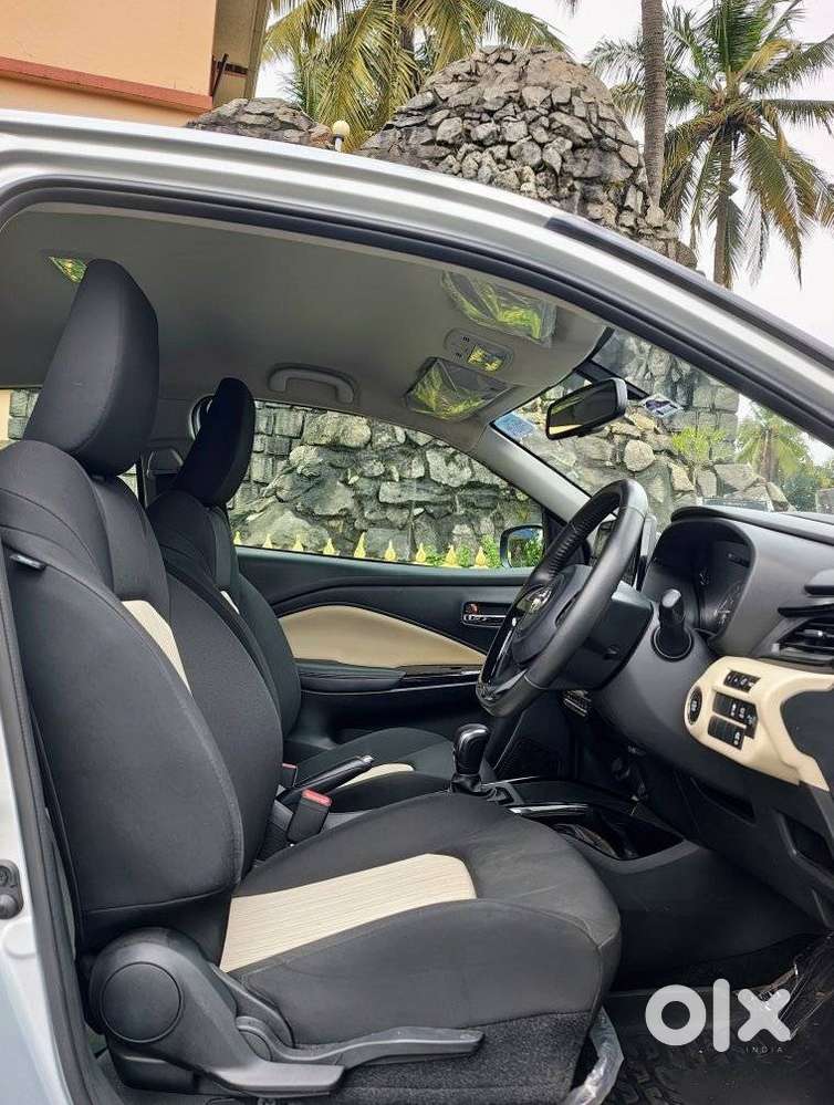 Toyota Glanza 1.2 V Amt, 2025, Petrol