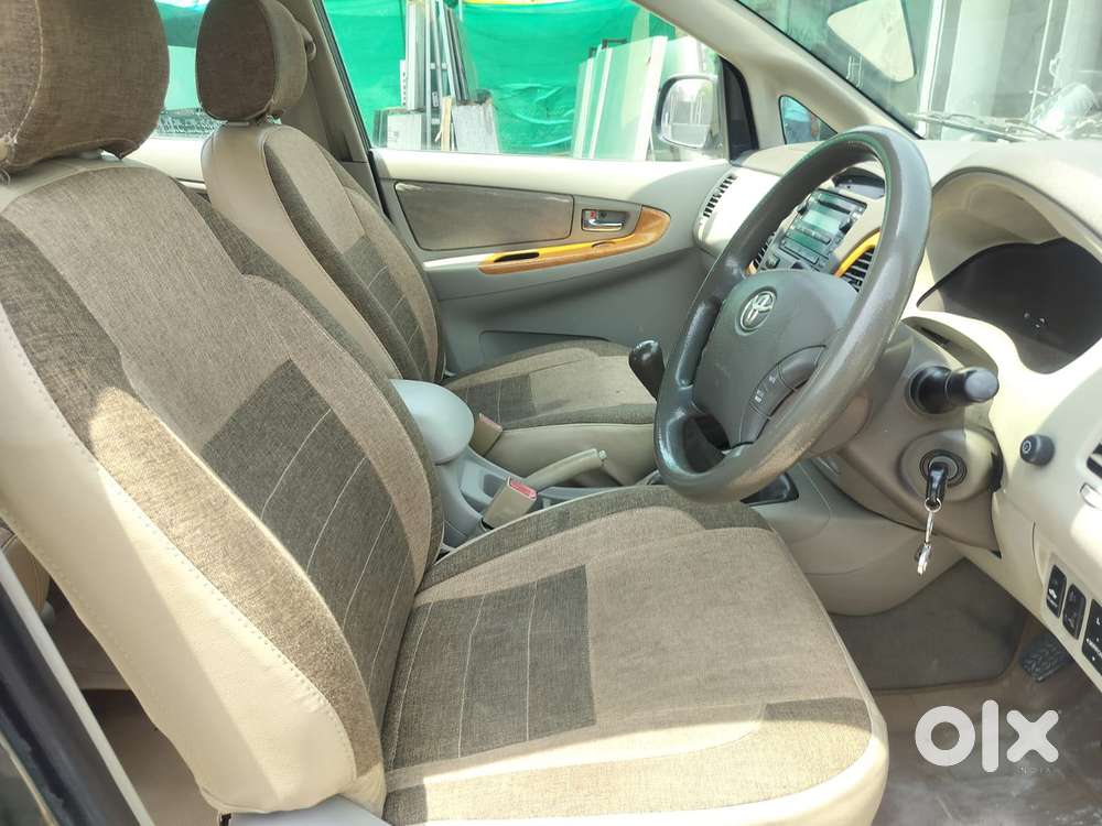 Toyota Innova 2.5 Vx 7 Str, 2010, Diesel