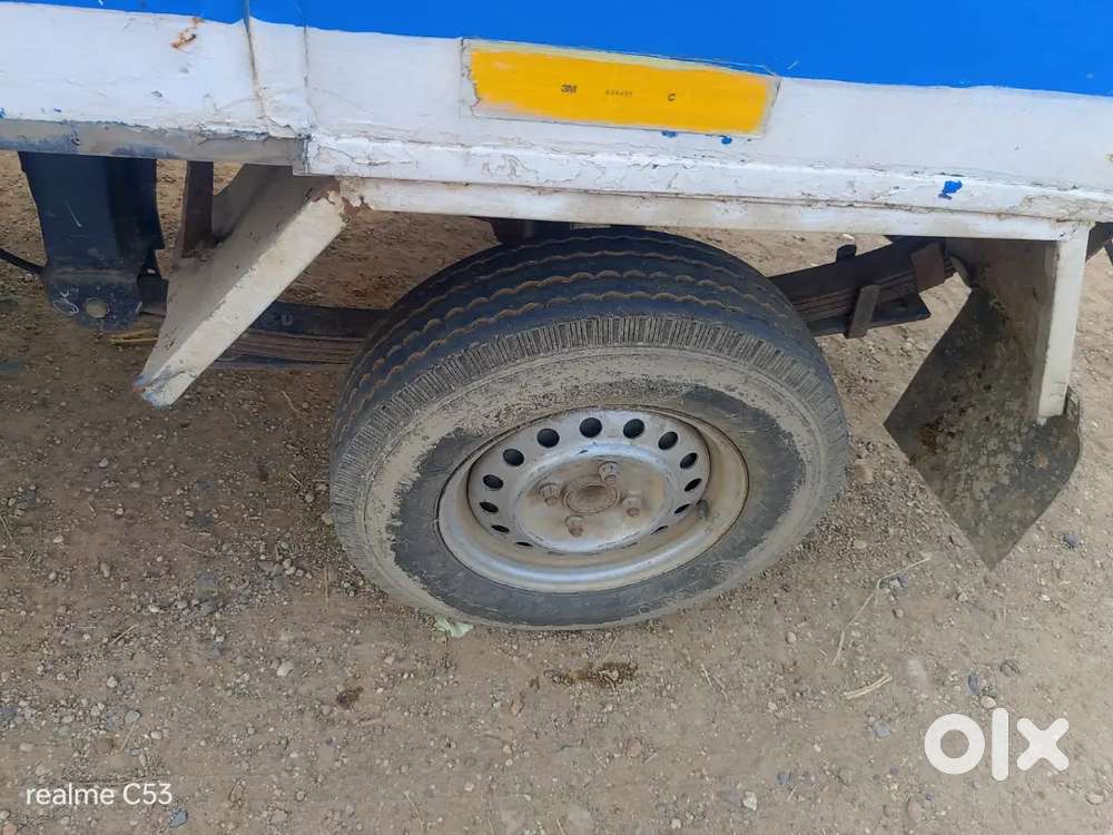Milk Van Ashok Leyland Dost Le