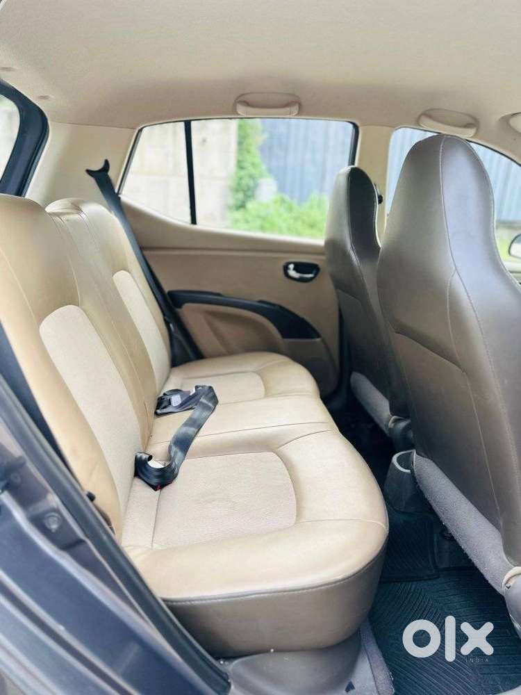 Hyundai I10 Sportz, 2014, Petrol