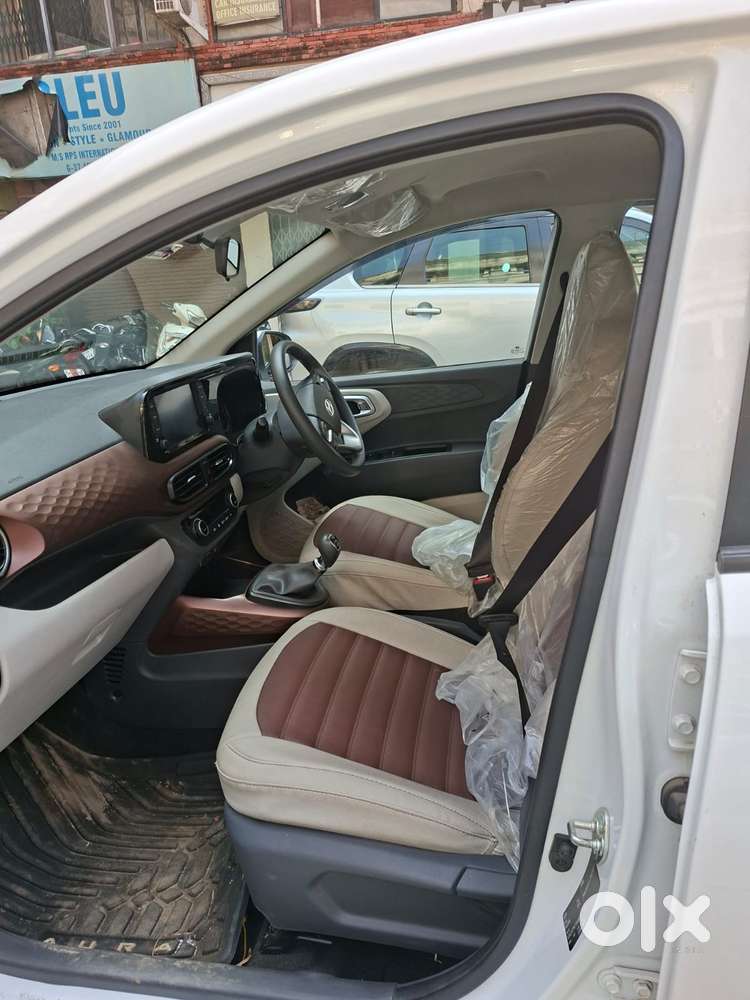 Hyundai Aura 1.2 Sx Cng, 2026, Cng & Hybrids