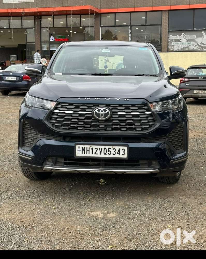 Toyota Innova Hycross 2023 Petrol 19000 Km Driven