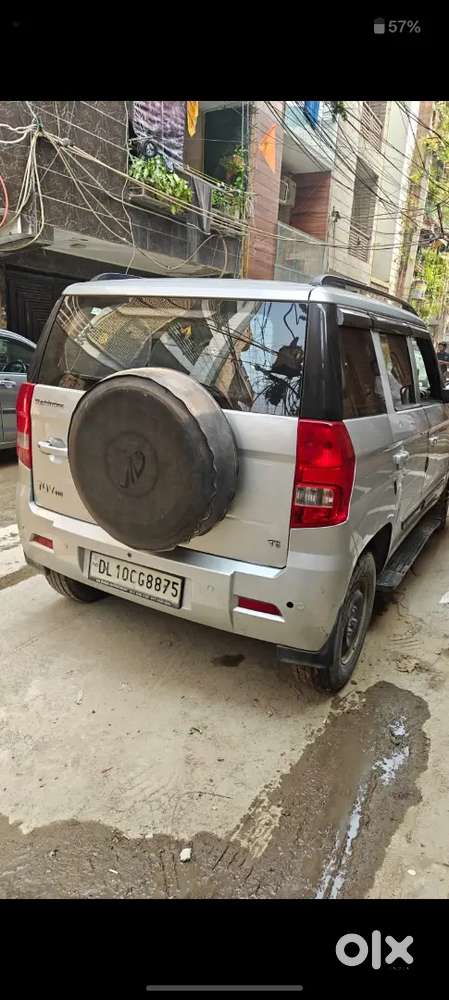 Mahendra Tuv 300