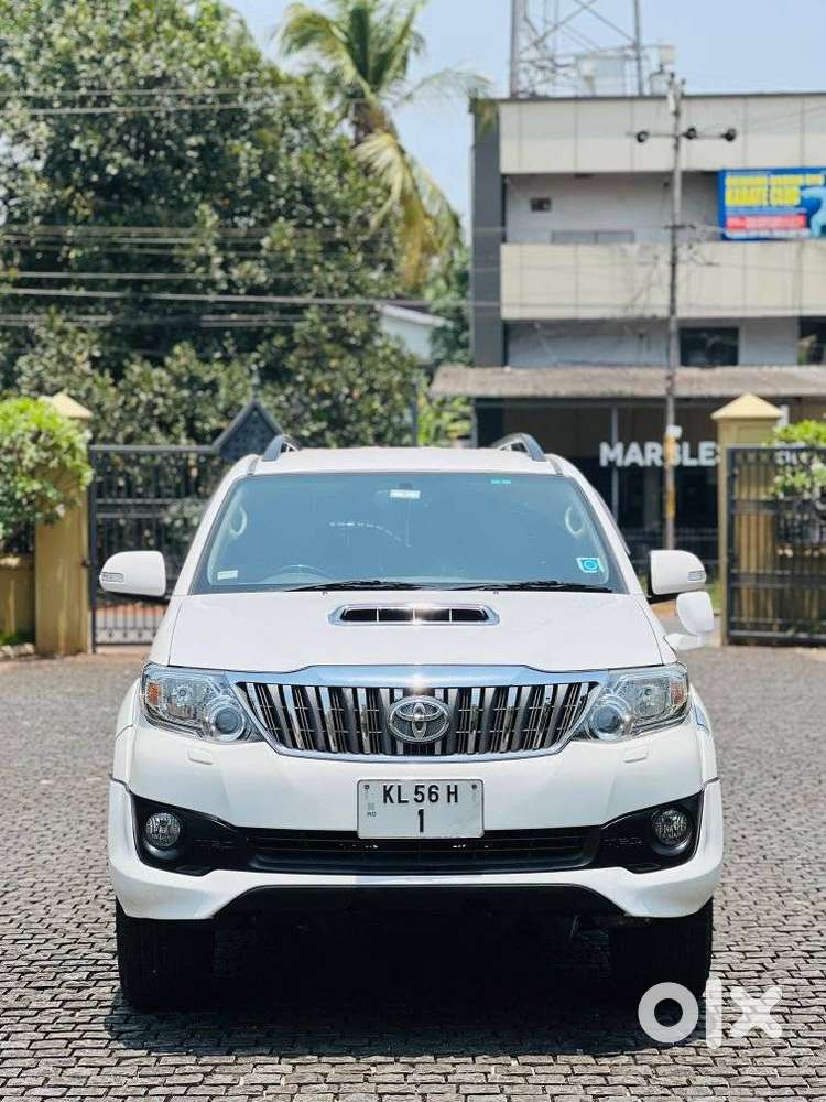 Toyota Fortuner 2011-2016 4x2 At, 2013, Diesel