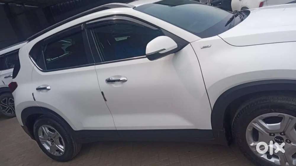 Kia Sonet 2023 1.0 Htk Plus Imt Turbo