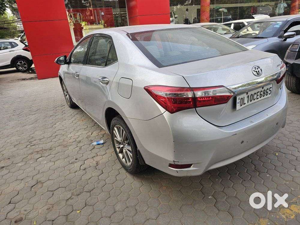 Toyota Corolla Altis Gl, 2014, Petrol