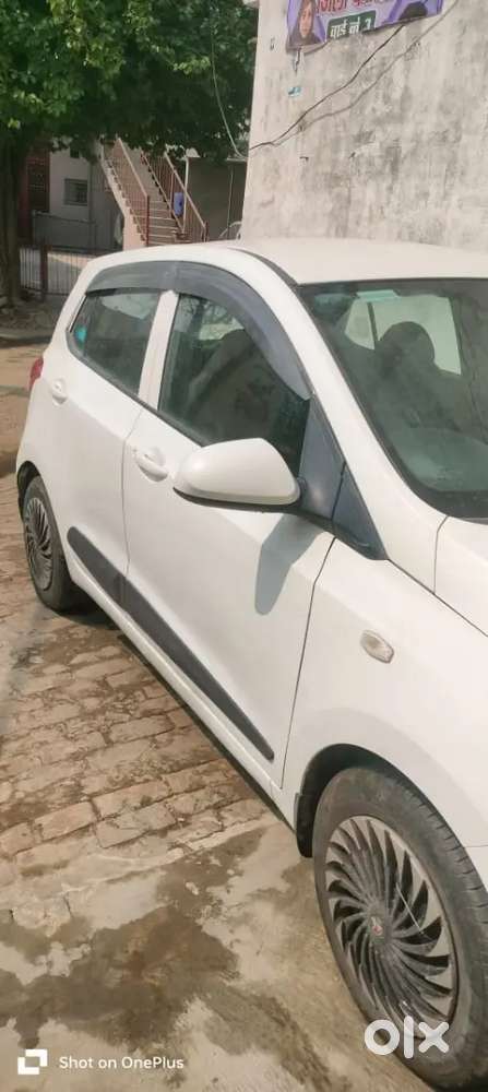 Grand I 10
