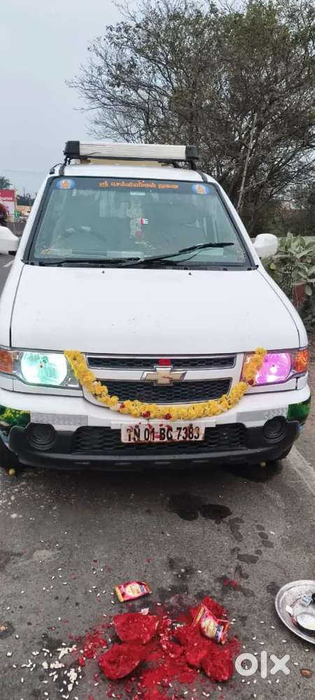 Chevrolet Tavera 2017 Diesel 48000 Km Driven