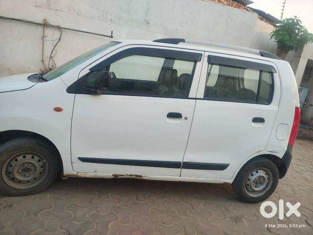 Cng Mileage 30+, Rc Valid Till 2029