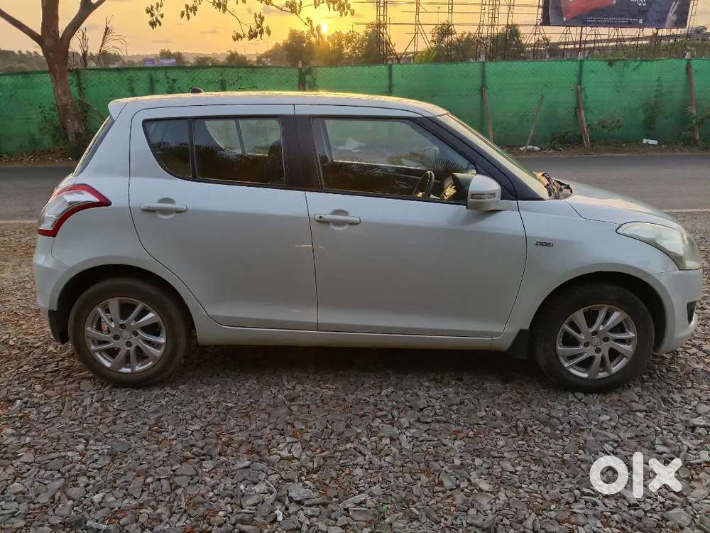 Maruti Suzuki Swift 2012 Diesel 126000 Km Driven