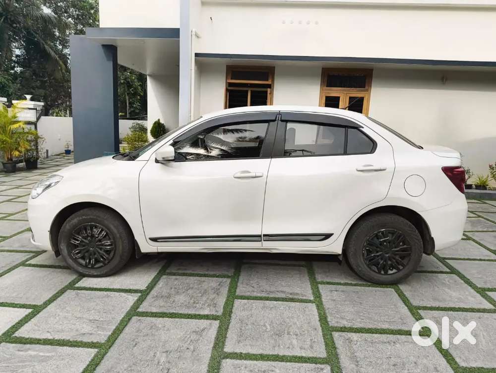 Maruti Suzuki Dzire 2022 Petrol Well Maintained