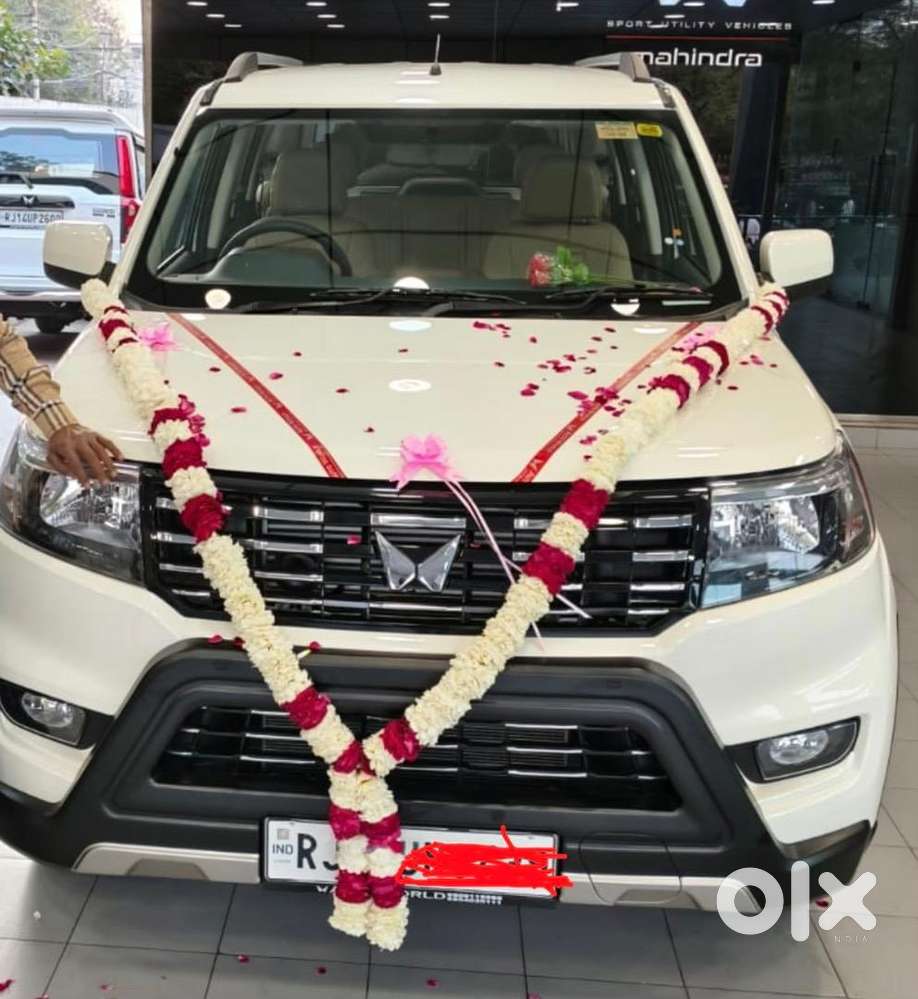 Mahindra Bolero Neo N10