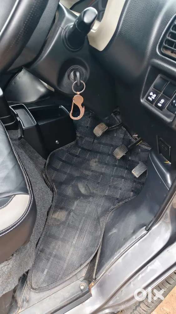 Maruti Suzuki Eeco Ac Cng 2025 Variant 5 Str