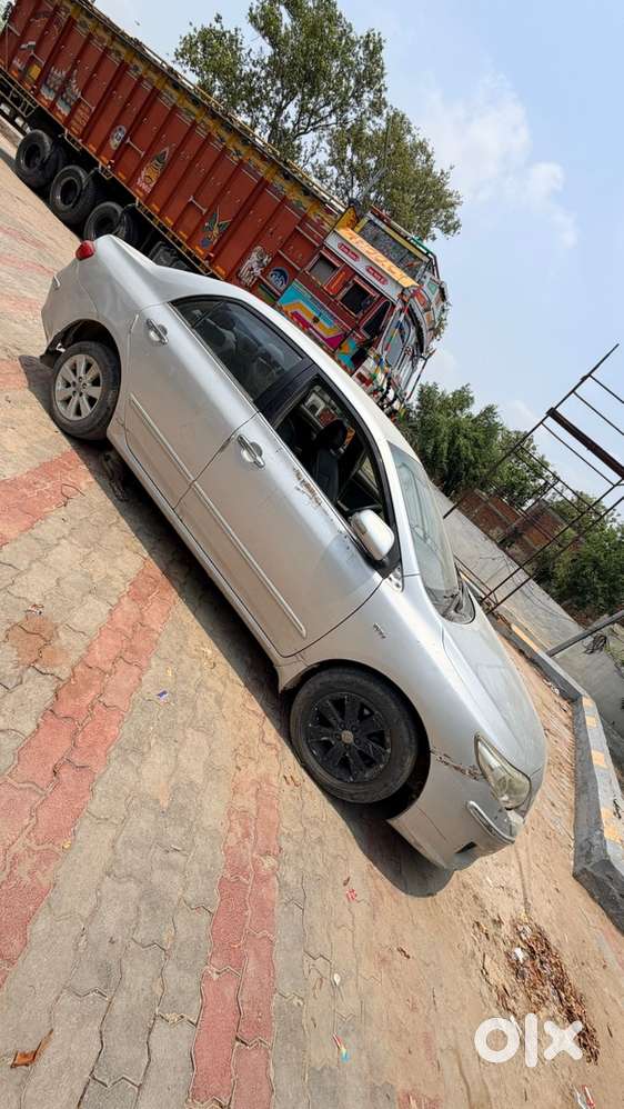 Toyota Corolla Altis 2009 Km Driven