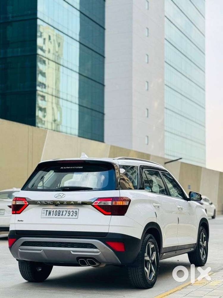 Hyundai Alcazar Platinum, 2024, Petrol