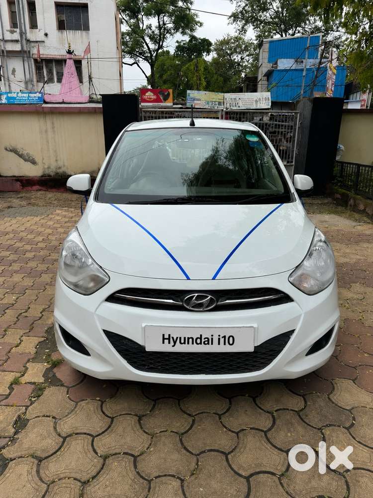Hyundai I10 2012 Petrol + Cng 75000 Km Driven At Showroom Condition