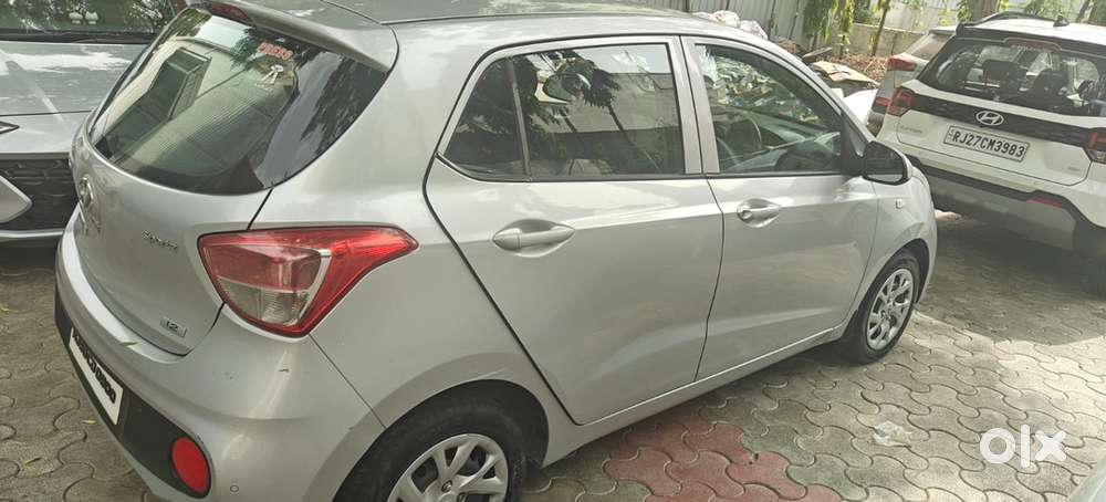 Hyundai Grand I10 Sportz 2017