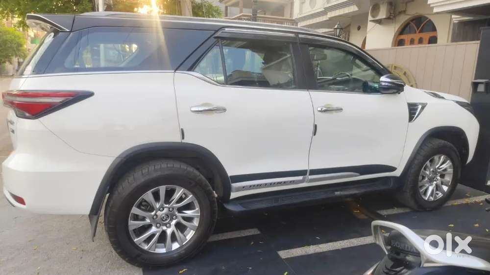 Toyota Fortuner 35000 Km Driven