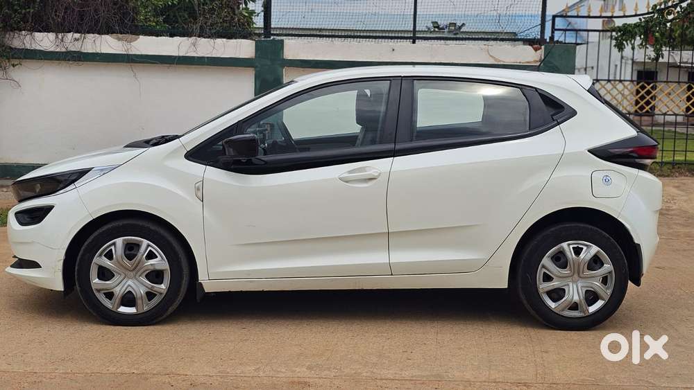Tata Altroz 1.2 Xm Plus, 2024, Diesel