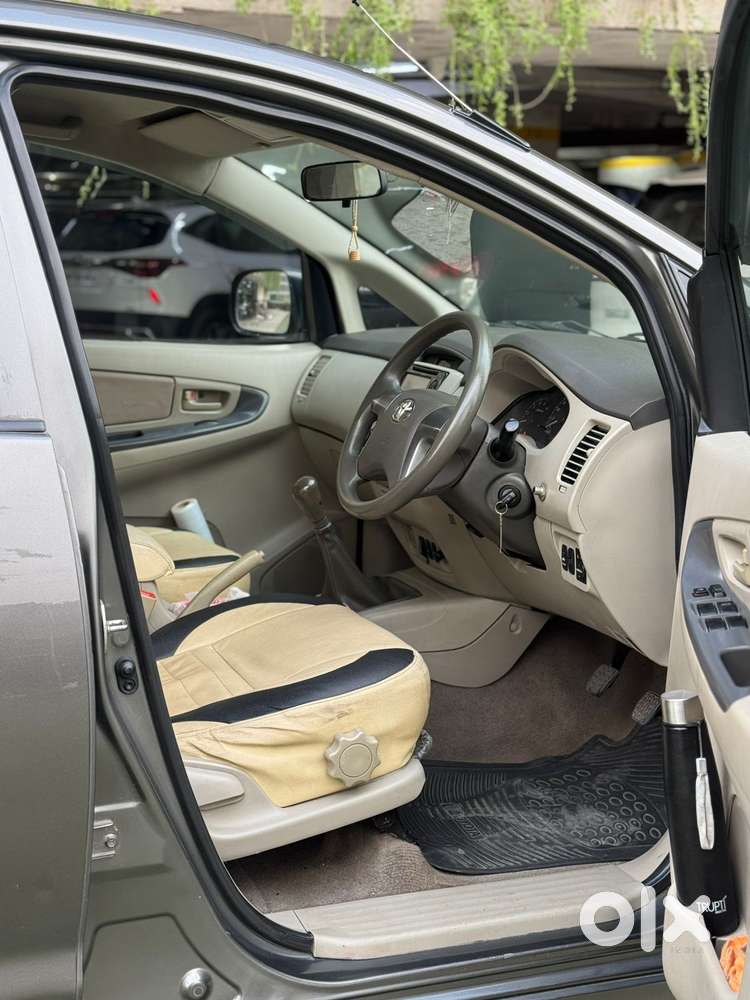 Toyota Innova 2.5 G (diesel) 7 Seater, 2013, Diesel