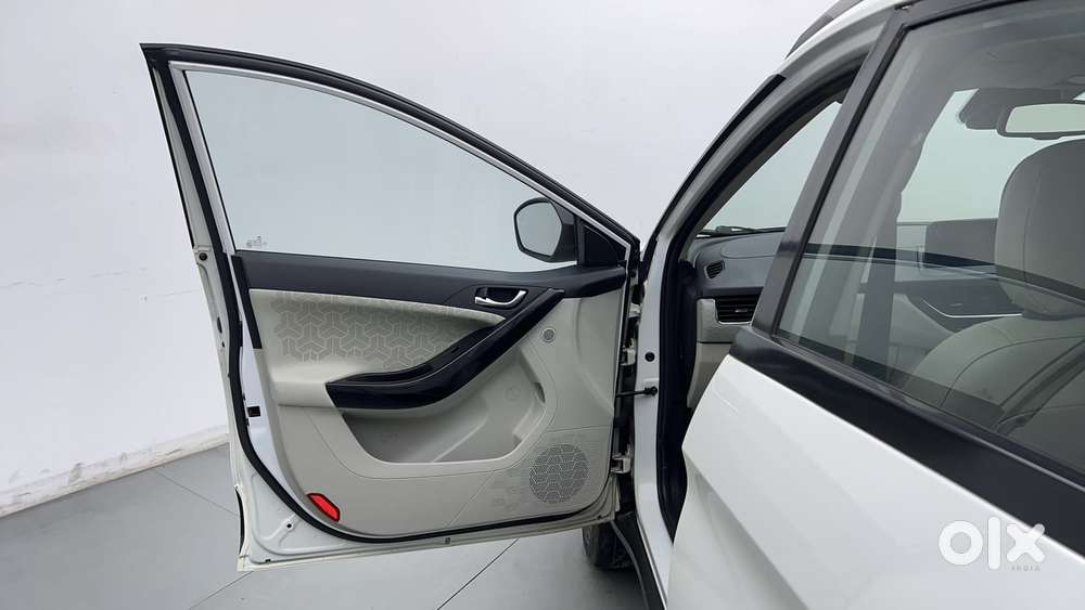 Tata Nexon 1.2 Revotron Xza Plus (l), 2022, Petrol