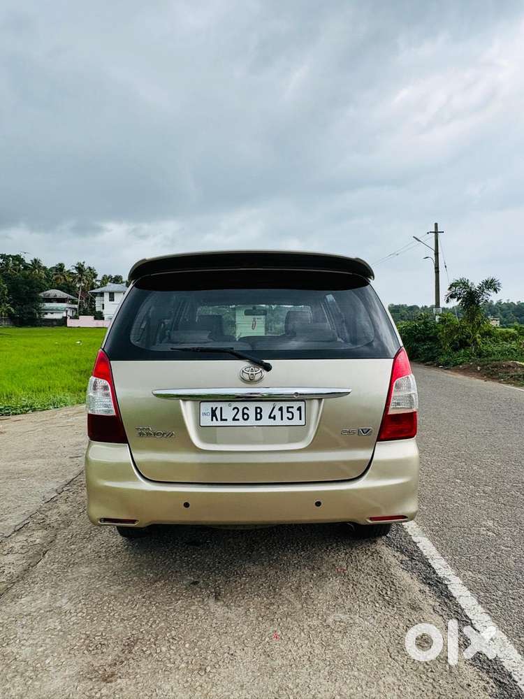 Toyota Innova 2.5 Ev Ps 8 Str, 2011, Diesel