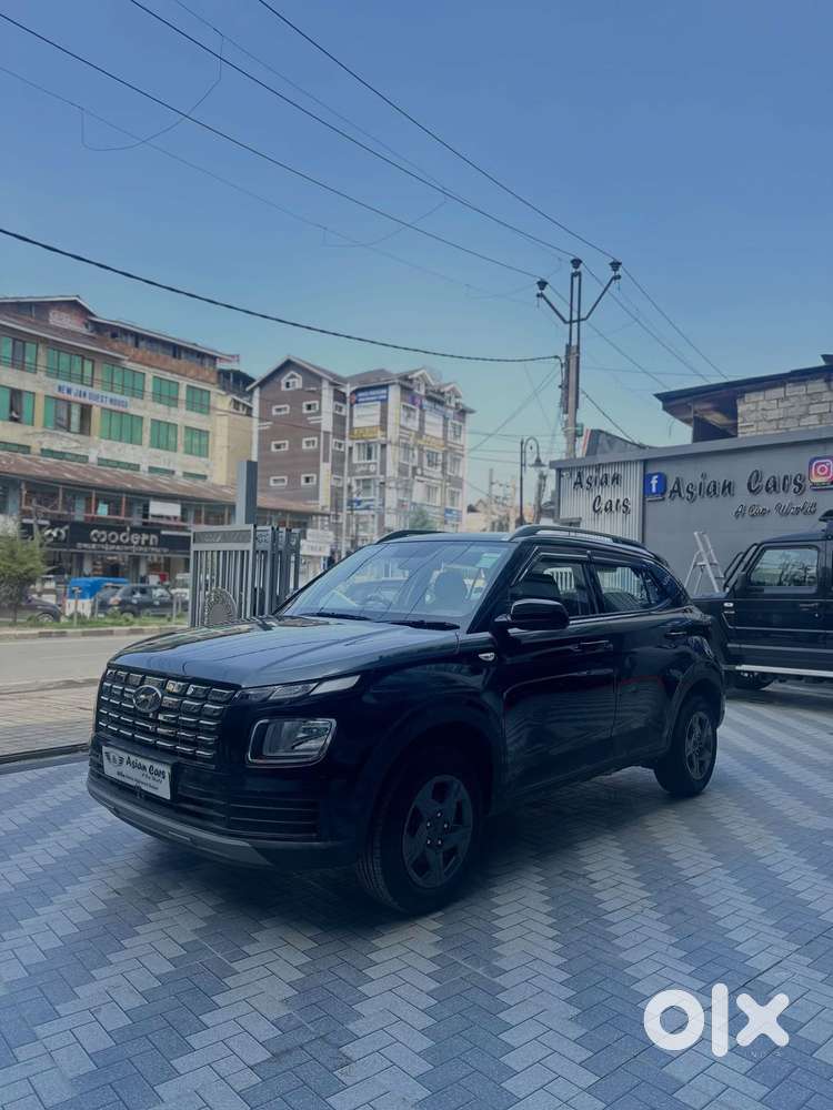 Hyundai Venue, 2024, Petrol