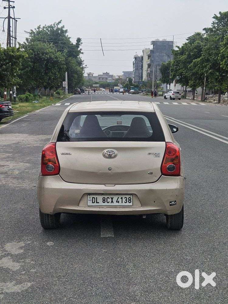 Toyota Etios Liva G, 2012, Petrol