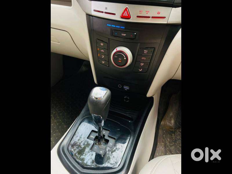 Mahindra Xuv300 1.2 W6 Amt Petrol, 2021, Petrol