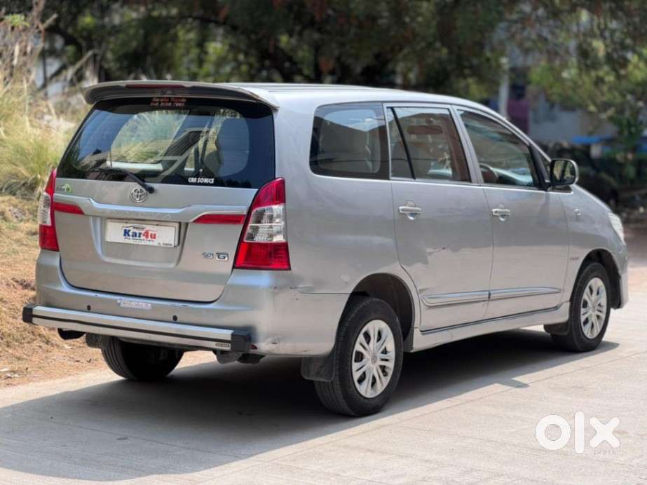 Toyota Innova 2.5 G (diesel) 7 Seater Bs Iv, 2016, Diesel