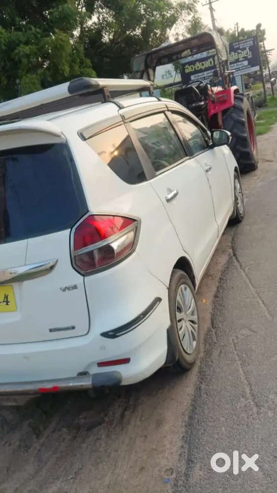 Maruti Suzuki Ertiga 2016 Variant