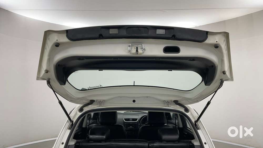 Maruti Suzuki Swift 1.2 Lxi (o), 2016, Petrol