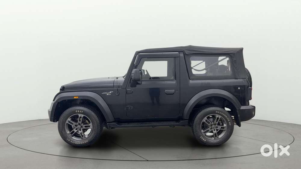 Mahindra Thar Lx 4-str Convertible At, 2022, Petrol