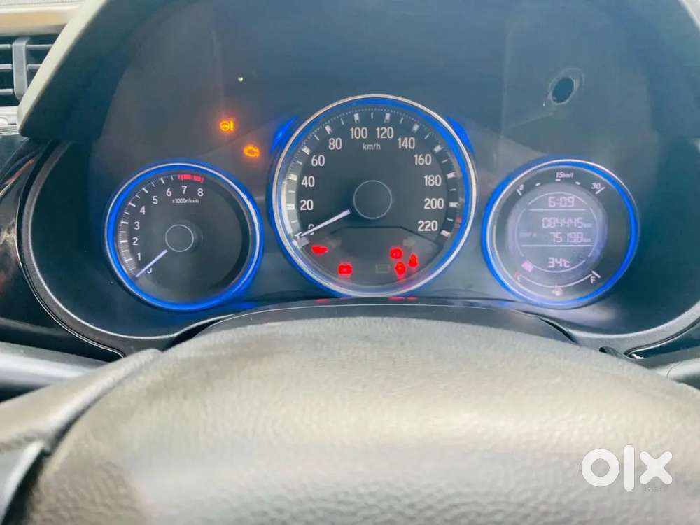 Honda City 1.5 V 2014