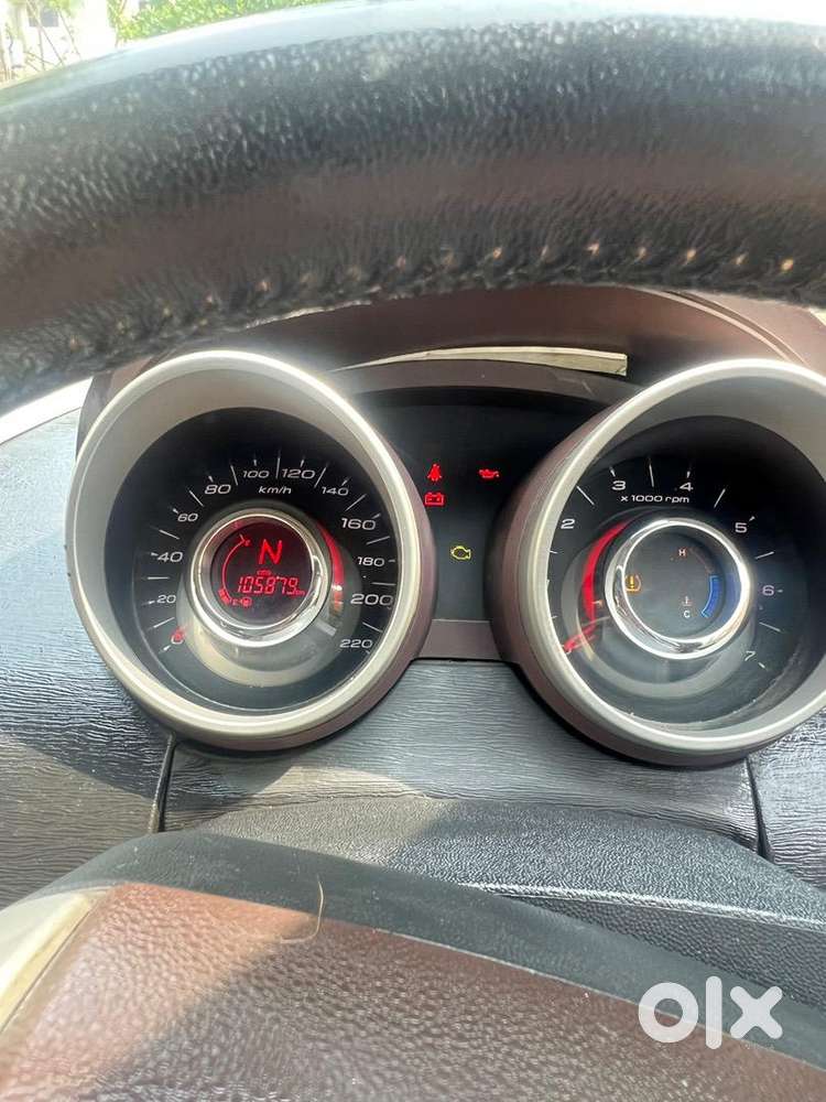 Mahindra Xuv 500 W8  2012  Diesel  7-seater
