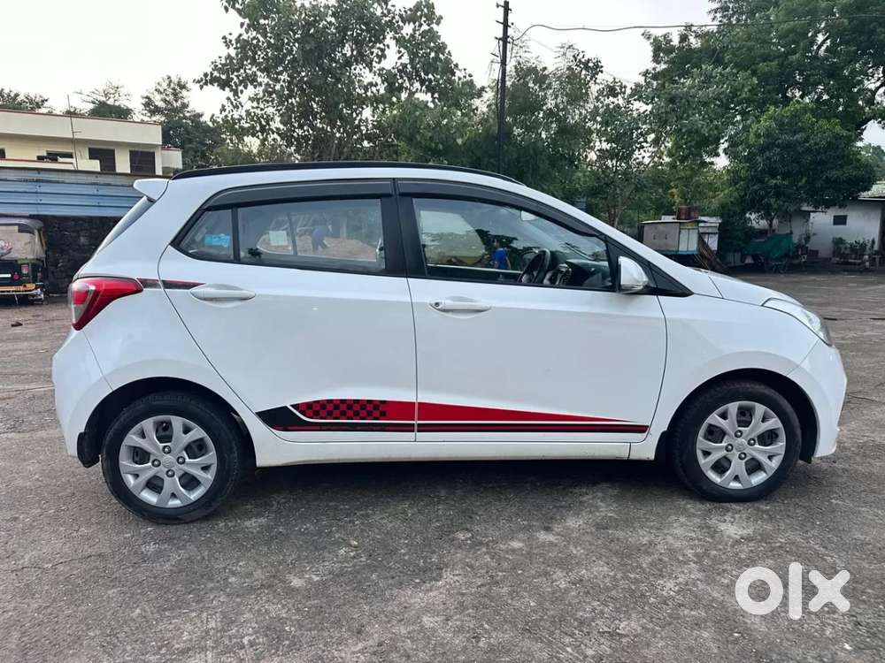 Hyundai Grand I10 [ ] 1.2 Kappa Vtvt Sportz, 2016, Petrol