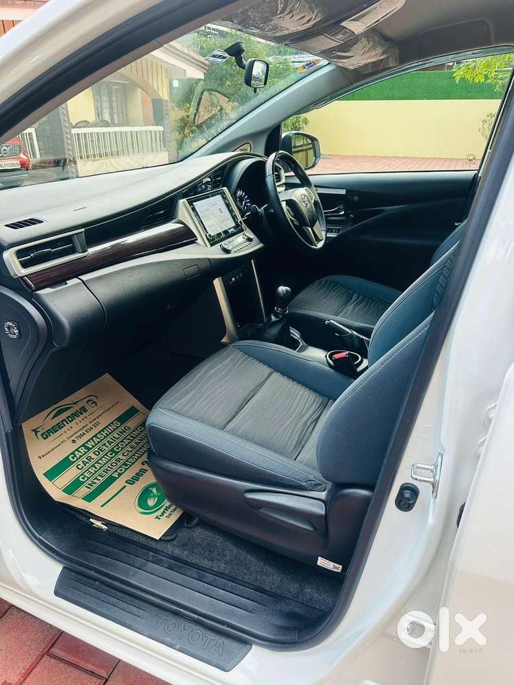 Toyota Innova Crysta 2.4 V 7 Str, 2023, Diesel