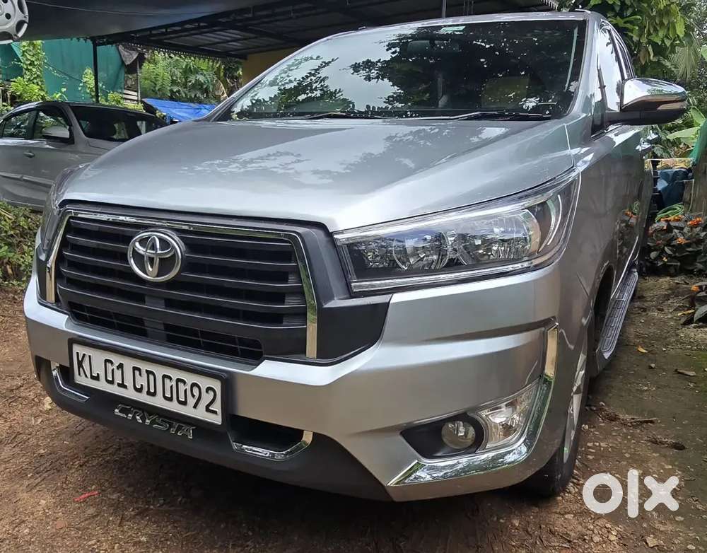 Toyota Innova Crysta Original Kerala 2017 Showroom Service